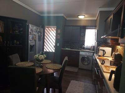 Apartment / Flat For Rent in Benoni North, Benoni